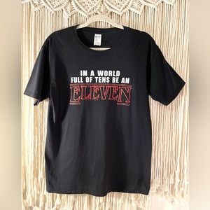 Stranger Things Eleven🔥 Women’s Sz Med Gildan T-Shirt